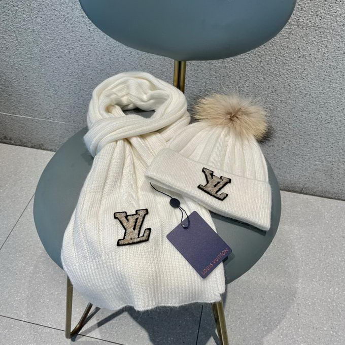 Louis Vuitton Hat & Scarf Set ID:20231105-138